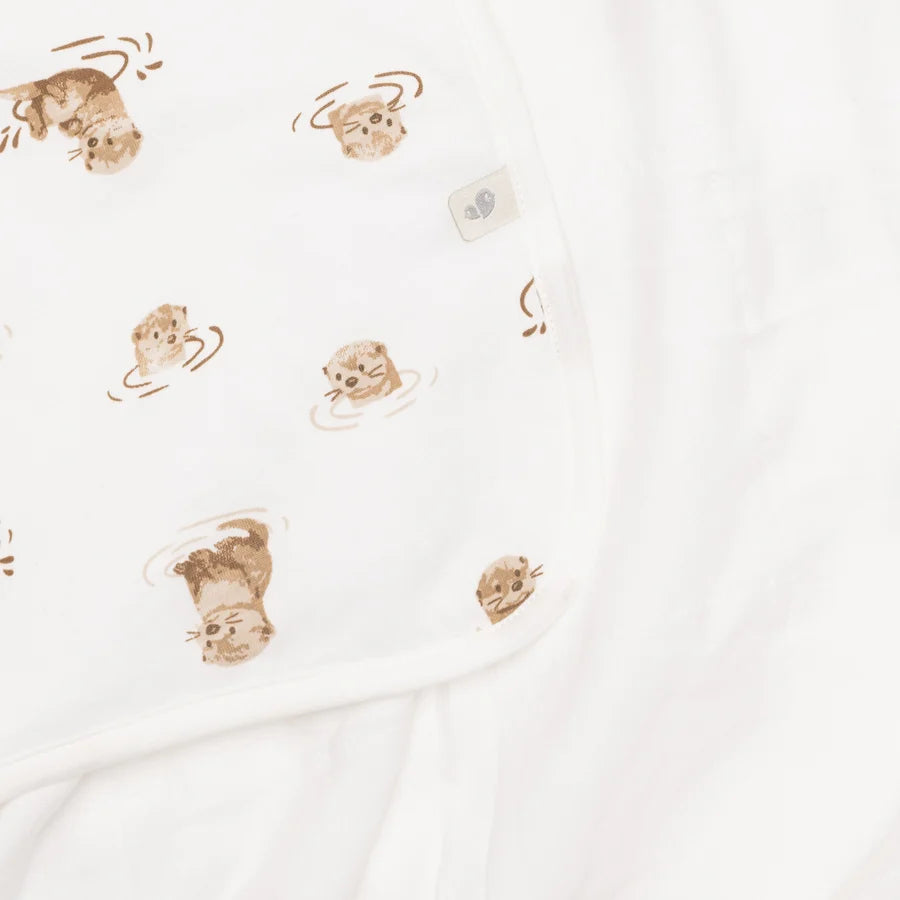 Couverture en bambou - Loutres