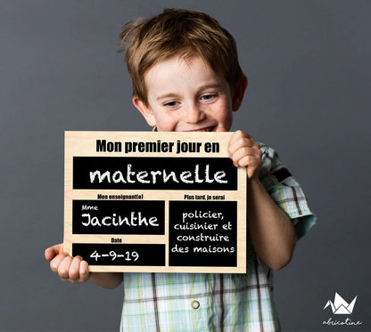 AFFICHE LA RENTRÉE DES CLASSES EN BOIS