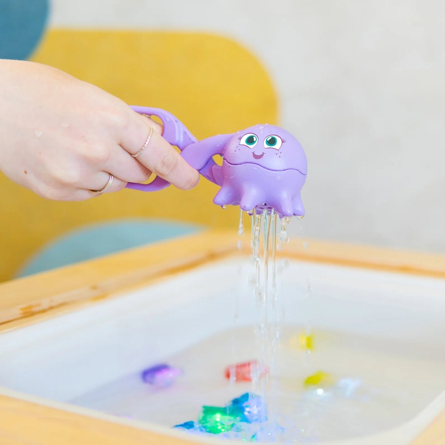 Jouet sensoriel pour le bain