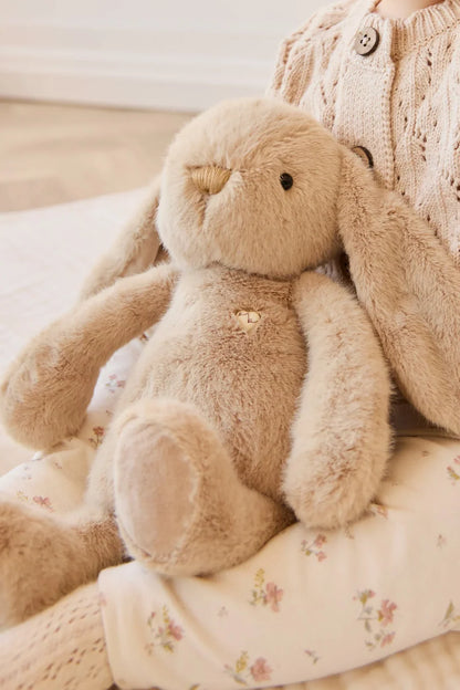 PELUCHE PÉNÉLOPE LE LAPIN - CARAMEL