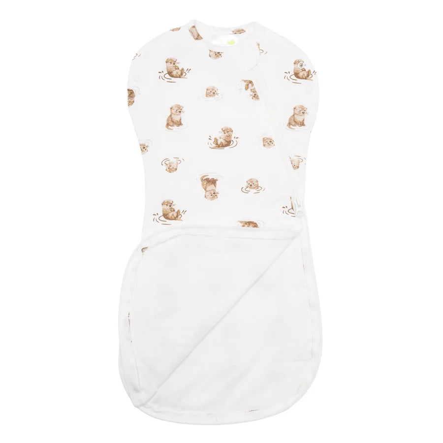 Sac de nuit pour nouveau-né en bambou - Loutres (1.0 tog)