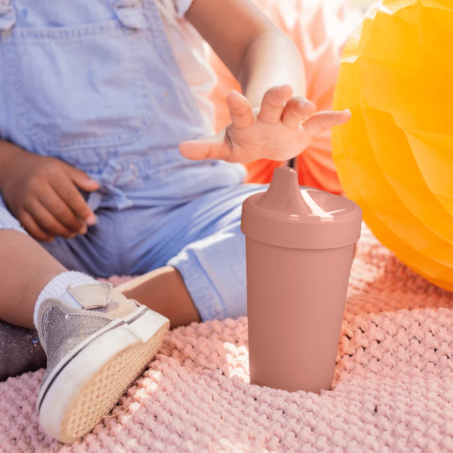 Gobelet coloré anti-fuite en plastique recyclé - Blush