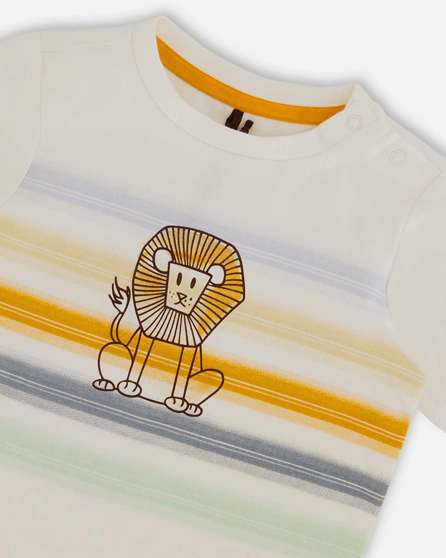 Ensemble t-shirt et short en coton français beige avec imprimé d'animaux
- F30T10-096 - 6 à 24 mois et 2 à 6 ans